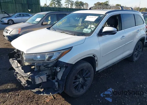 2019 Toyota Highlander Se z USA, uszkodzony, nr VIN 5TDJZRFH7KS626558